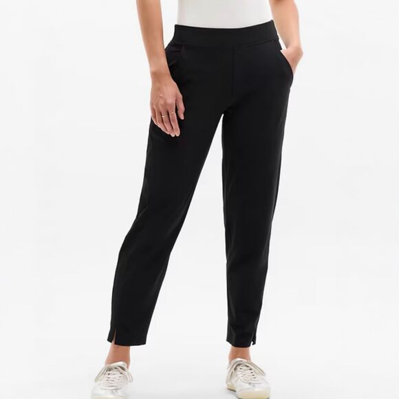 Athleta Brooklyn Mid Rise Ankle Pant Black Size 12 Pockets Featherweight Stretch - Picture 1 of 10